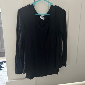 Old navy long sleeve maternity nursing shirt